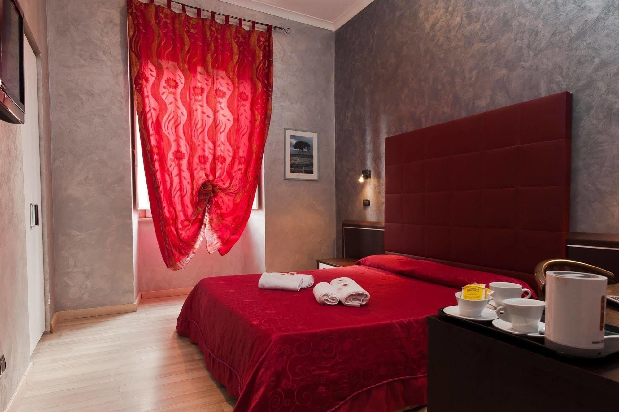 New Inn Рим Экстерьер фото