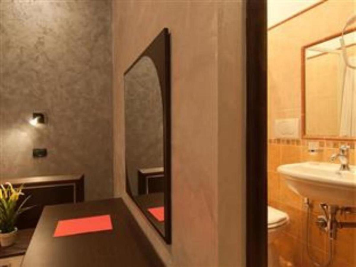 New Inn Рим Экстерьер фото