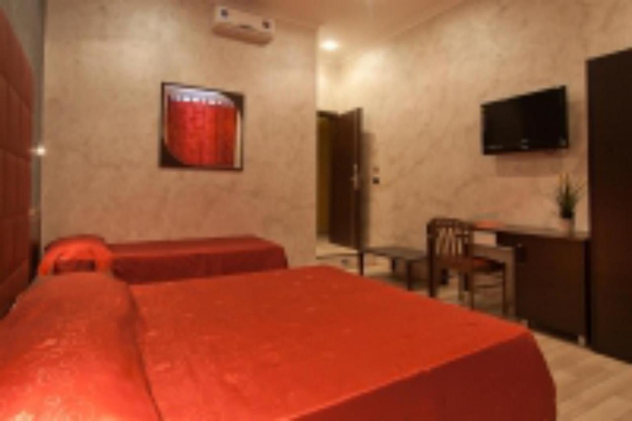 New Inn Рим Экстерьер фото